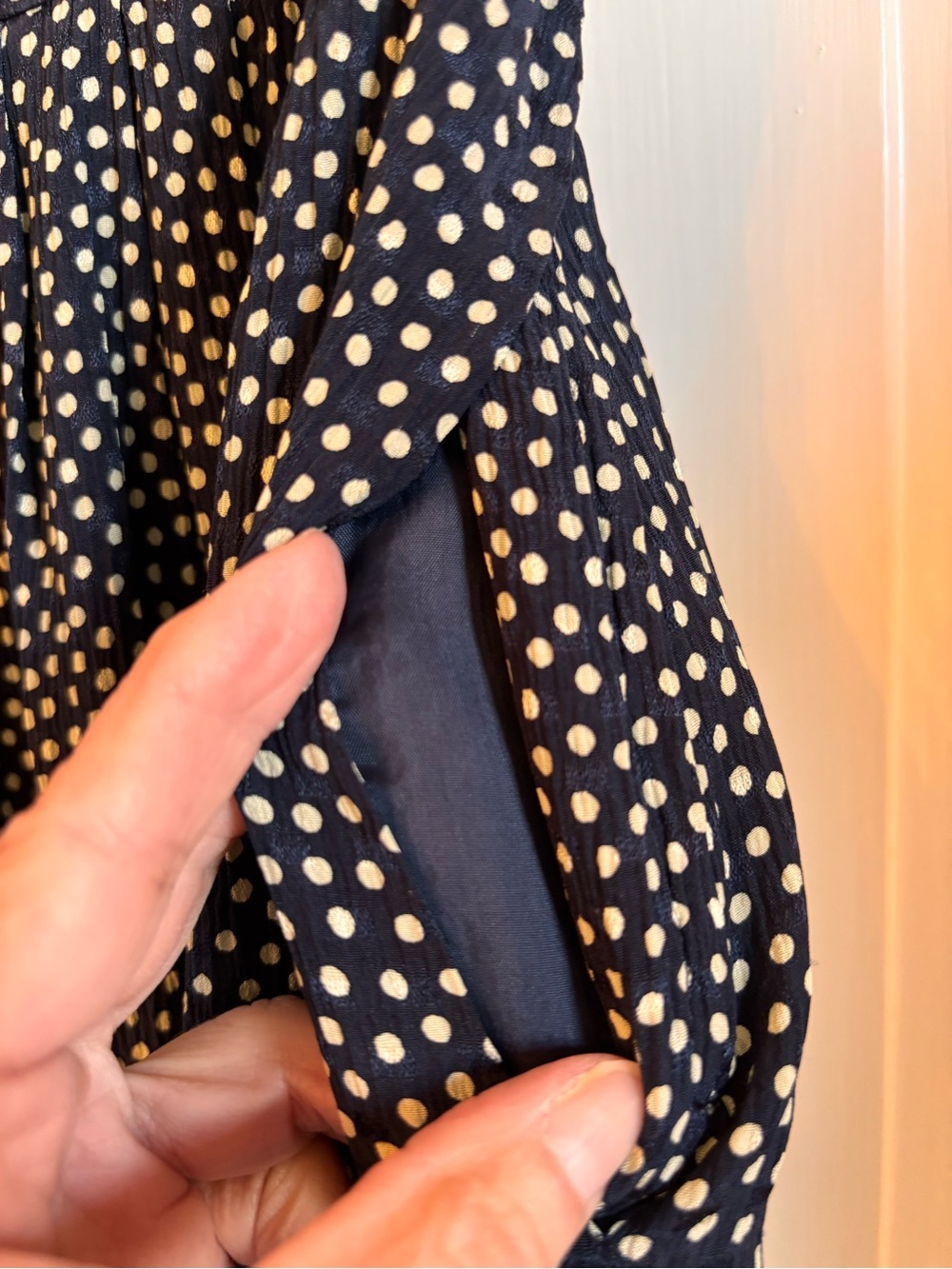 Valentino lined gathered skirt. Fits US 4-6, marked EU size 10 - Picture 2 of 5